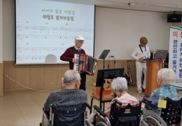 청춘사진관 밴드 공연 실시